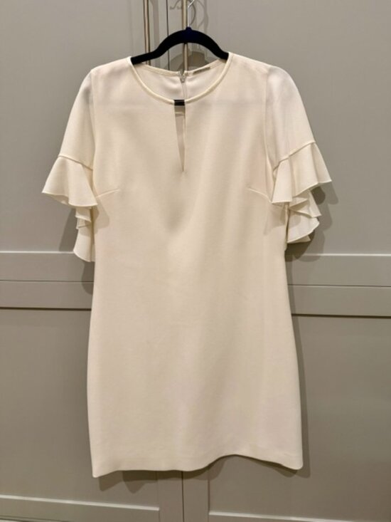 Elie Tahari Dresses & Skirts - Elie Tahari Theodore Flutter Sleeve Sheath Dress in a cream/white shade.